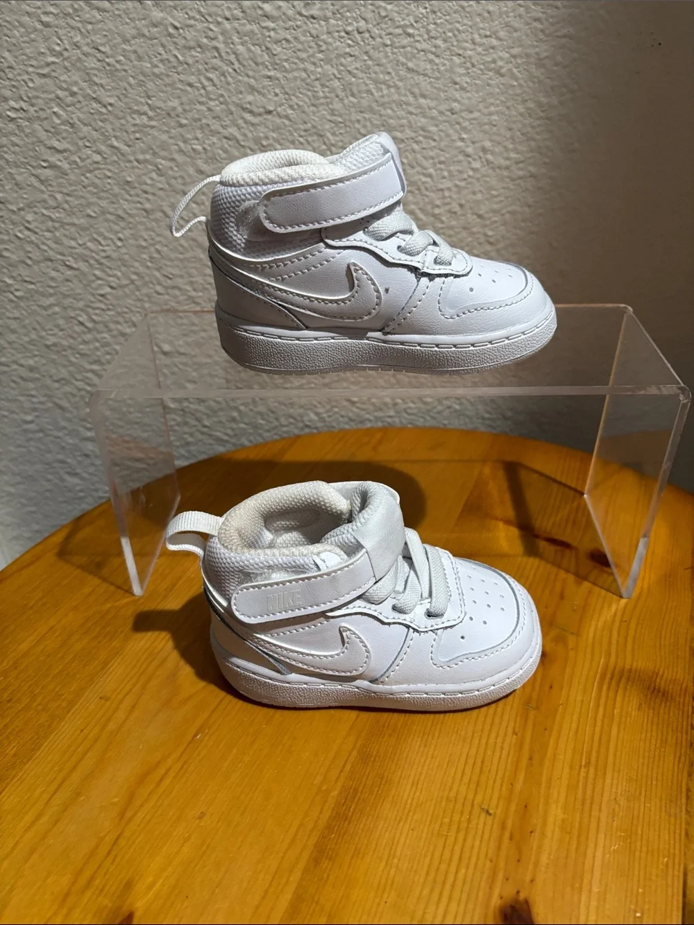 Nike Kids White High-Top Sneakers with Hook-and-Loop Strap 4C